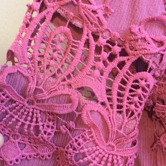 Rue 21 cute lace crop top - Picture 5 of 7